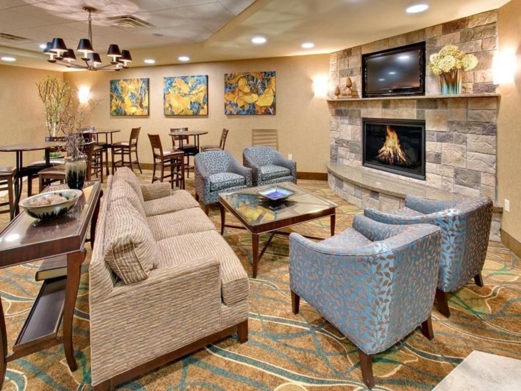 Holiday Inn Express Hotel & Suites Grand Island By Ihg Extérieur photo