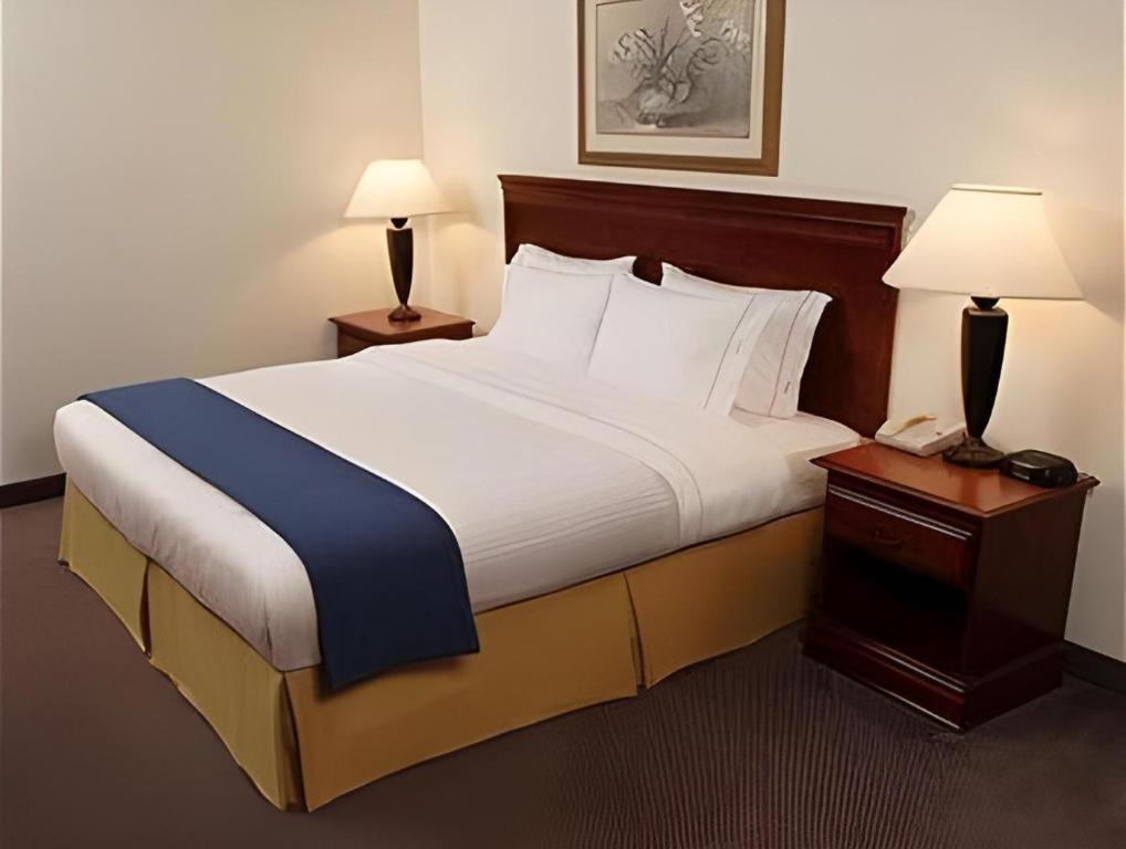 Holiday Inn Express Hotel & Suites Grand Island By Ihg Extérieur photo