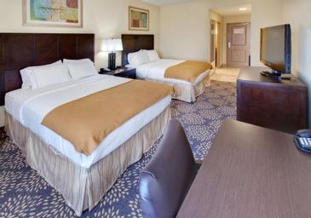 Holiday Inn Express Hotel & Suites Grand Island By Ihg Extérieur photo