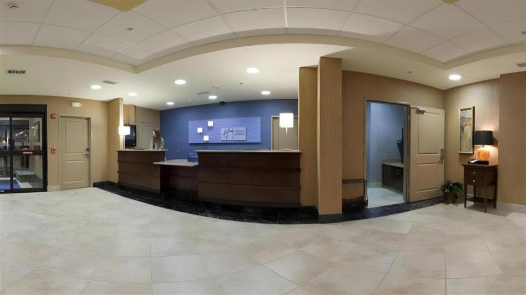 Holiday Inn Express Hotel & Suites Grand Island By Ihg Extérieur photo