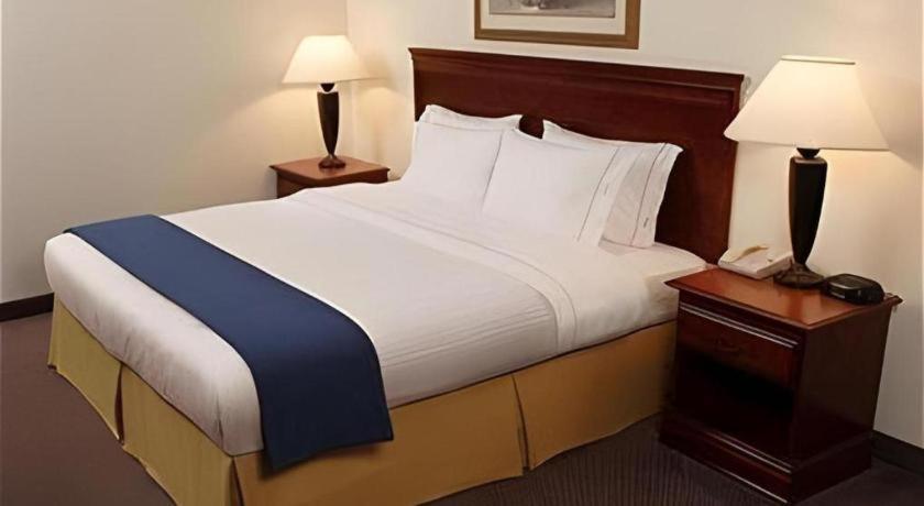 Holiday Inn Express Hotel & Suites Grand Island By Ihg Extérieur photo