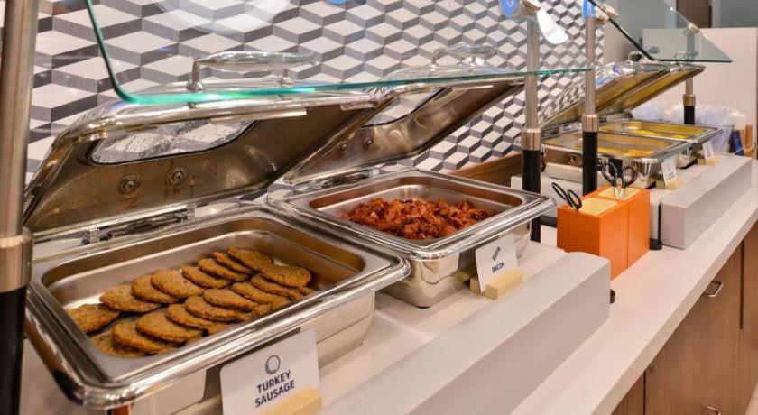 Holiday Inn Express Hotel & Suites Grand Island By Ihg Extérieur photo