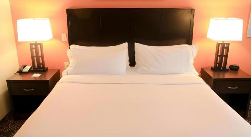 Holiday Inn Express Hotel & Suites Grand Island By Ihg Extérieur photo